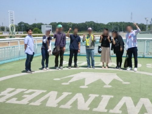 EF6969E3-9C2C-475C-A92D-439CCAE1ED08