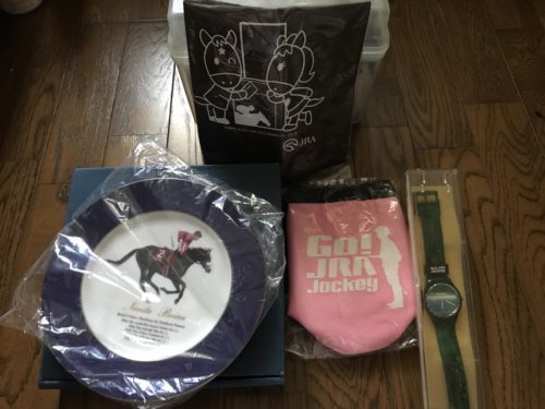 4D2704A8-6822-49BF-84D4-85637A6D706E